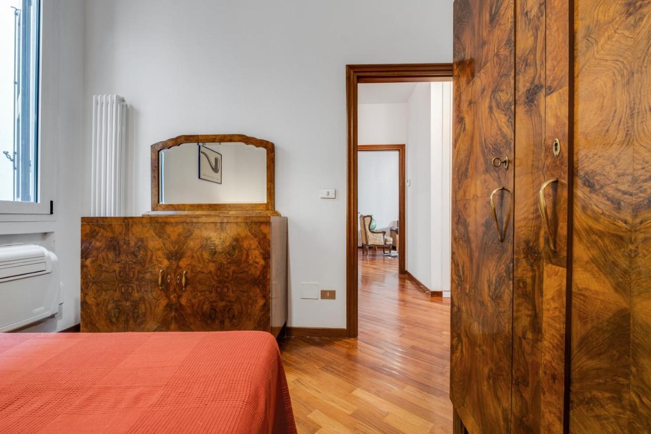 A Due Passi Dalla Pinacoteca Apartment Bolonia Exterior foto
